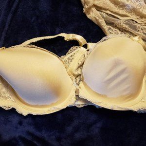 Adore Me Bra and Panty Set Preowned